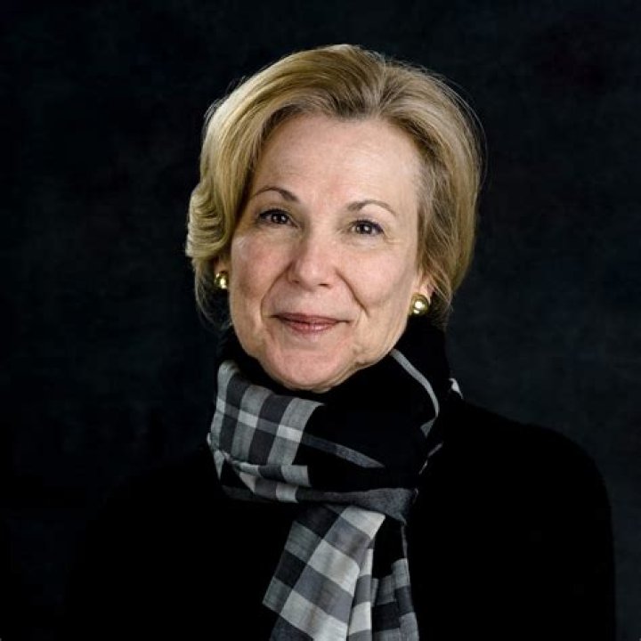Deborah Birx Biography – Facts, Childhood & Achievements