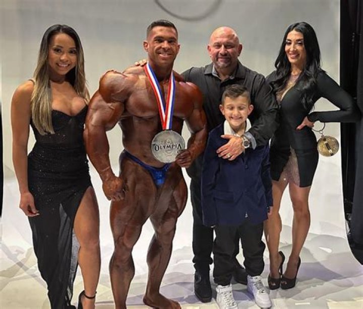 Derek Lunsford Wiki, age, height, weight, Mr Olympia, parents, net worth, Instagram