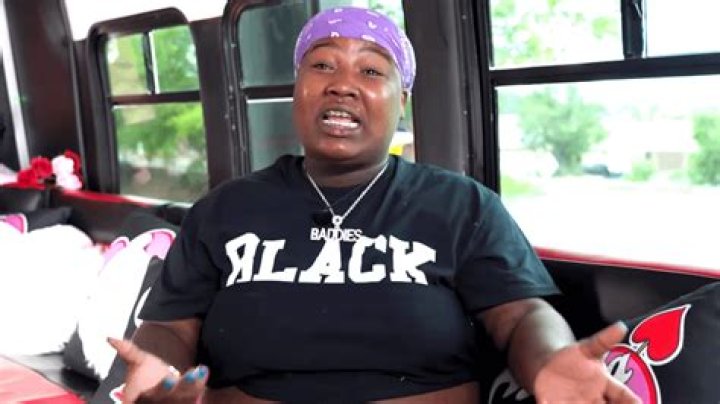 Despite Kodak Black’s Bus Getting Raided By The FBI, The Rapper Is Not In Trouble – Sources Claim It Could’ve Been Someone Else