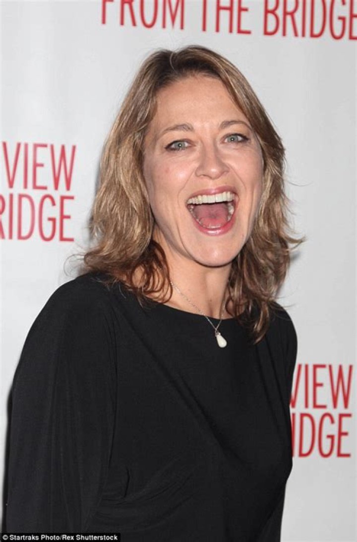 Did Nicola Walker Get New Teeth? English Actress’ New Look Explored