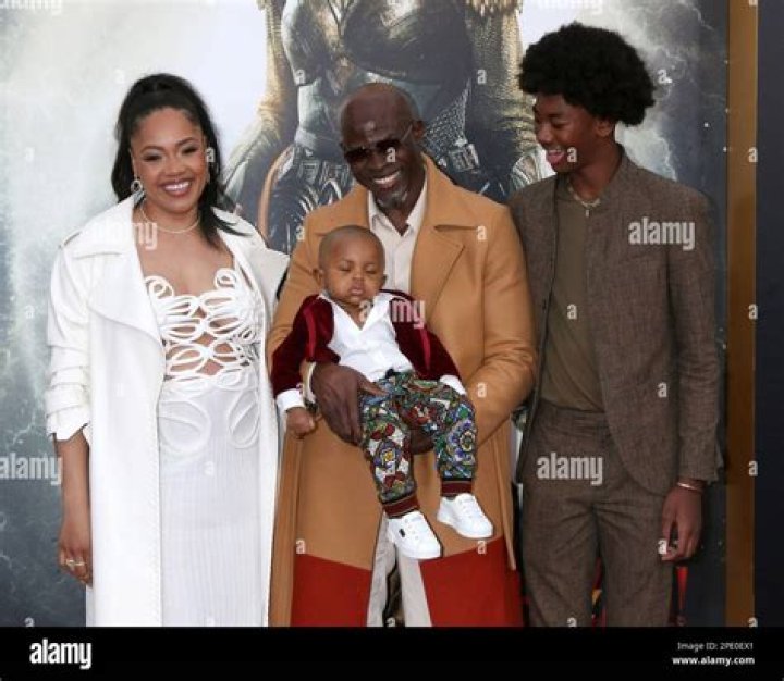 Djimon Hounsou family, wife, children, parents, siblings