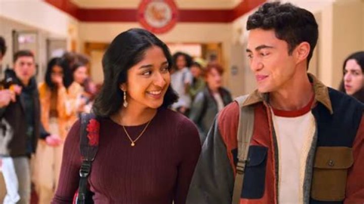 Does Darren Barnet have a girlfriend? Here’s his dating history