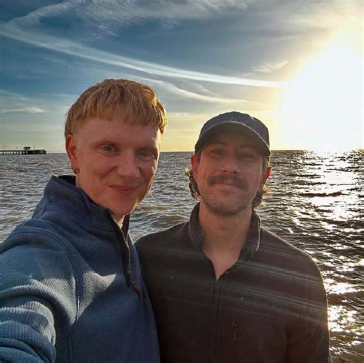 
Does Drummer Weatherman Owain Wyn Evans Have A Wife? Facts On His Partner Arran J Rees 
