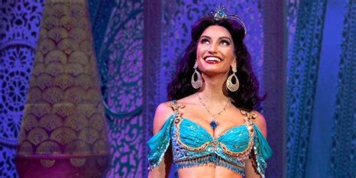 Does Jasmine sing her own songs in Aladdin? – Celebrity