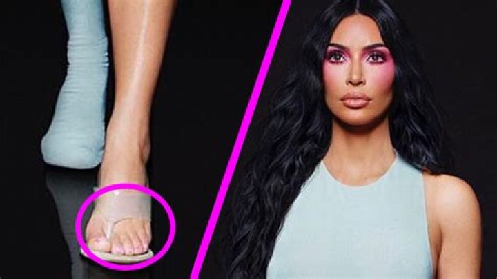 Does Kim Kardashian Have Six Toes On Her Left Foot? Internet Trolls Are Foot-Shaming Reality Star