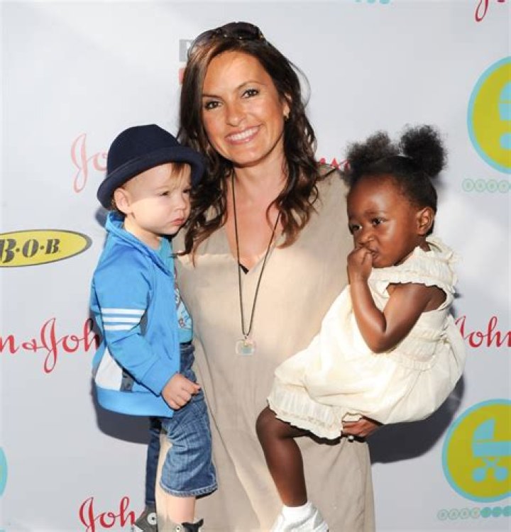 Does Mariska Hargitay Have A Biological Child? – Celebrity