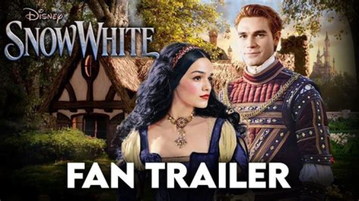 Does Snow White get woken up by a kiss? – Celebrity