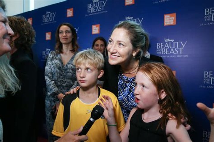 Edie Falco family, husband, children, parents, siblings
