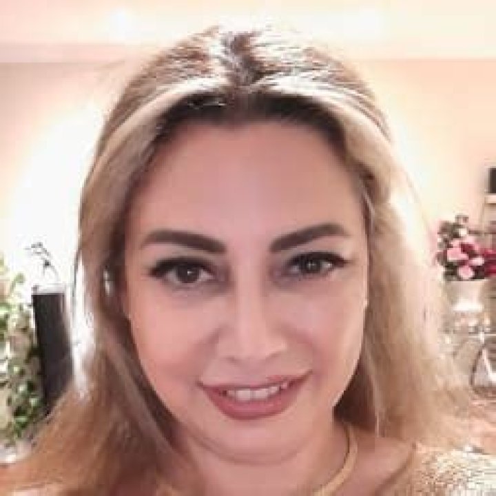 Dr. Elaheh Farhadian, MD – Granada Hills, CA