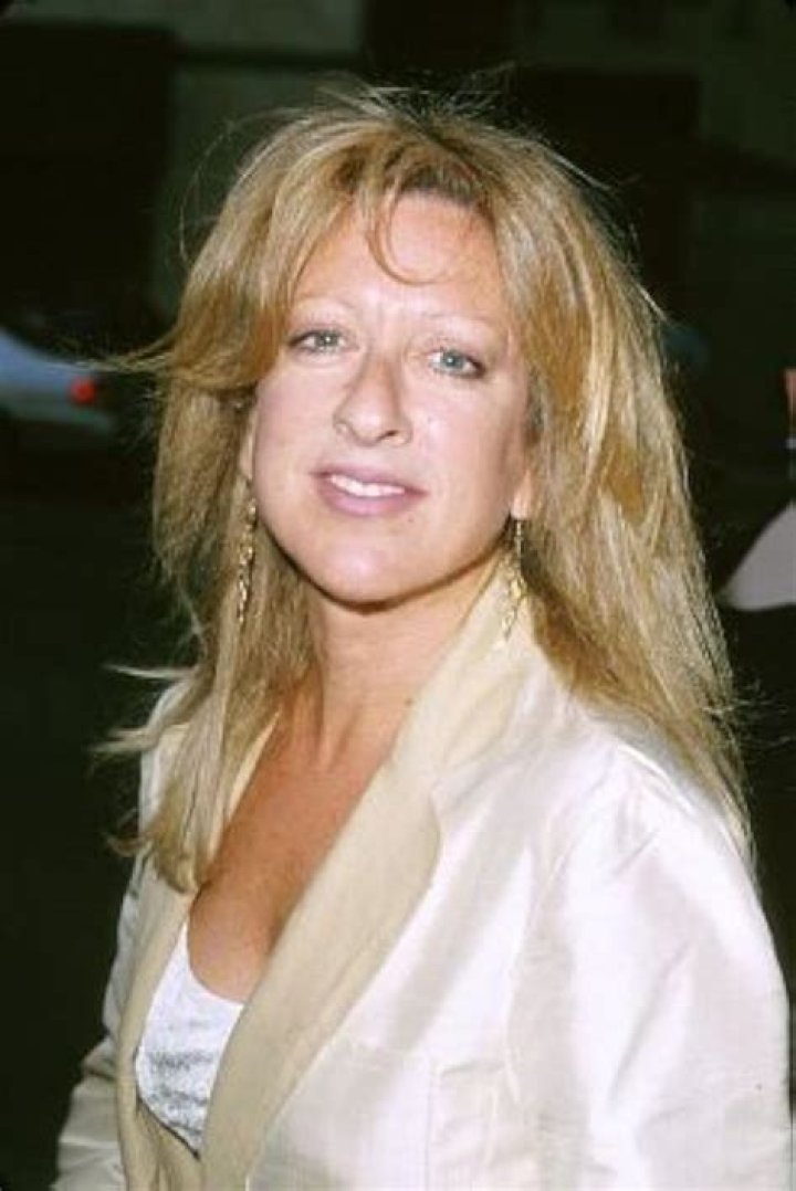 Elayne Boosler Biography – Facts, Childhood, Family Life, Achievements