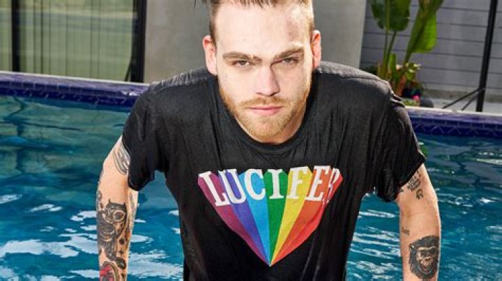 Elijah Daniel Biography - Facts, Childhood, Family Life & Achievements of Comedian