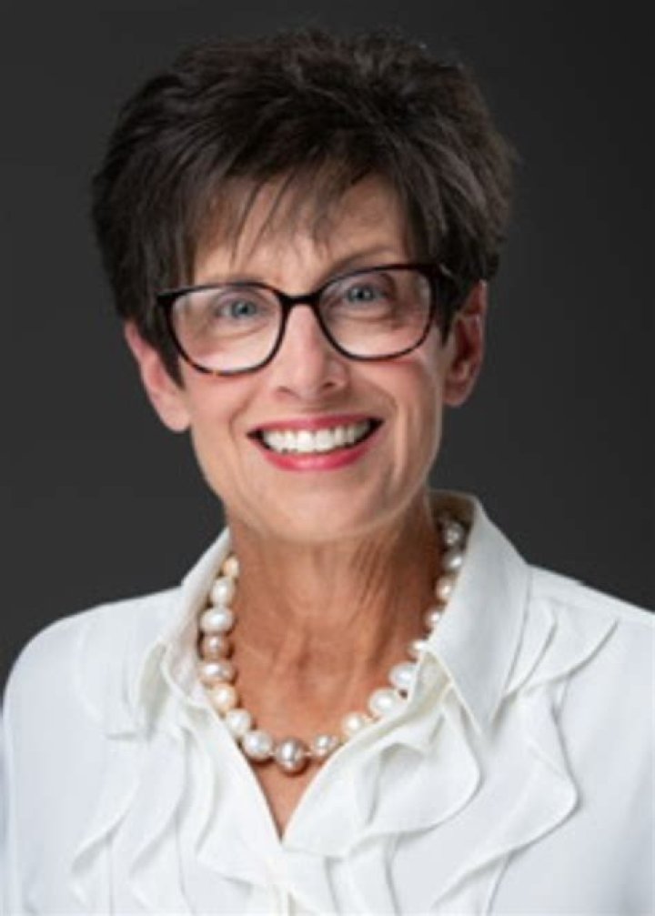 Dr. Elizabeth Barlet, MD – Joplin, MO