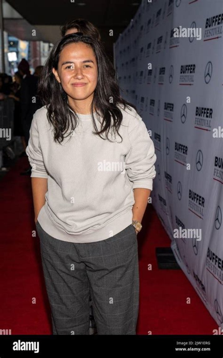 Elle Mills Biography - Facts, Childhood, Family Life & Achievements