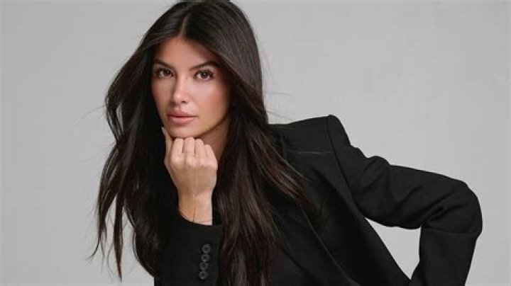 Ellie Zeiler – Bio, Facts, Family Life of TikTok Star