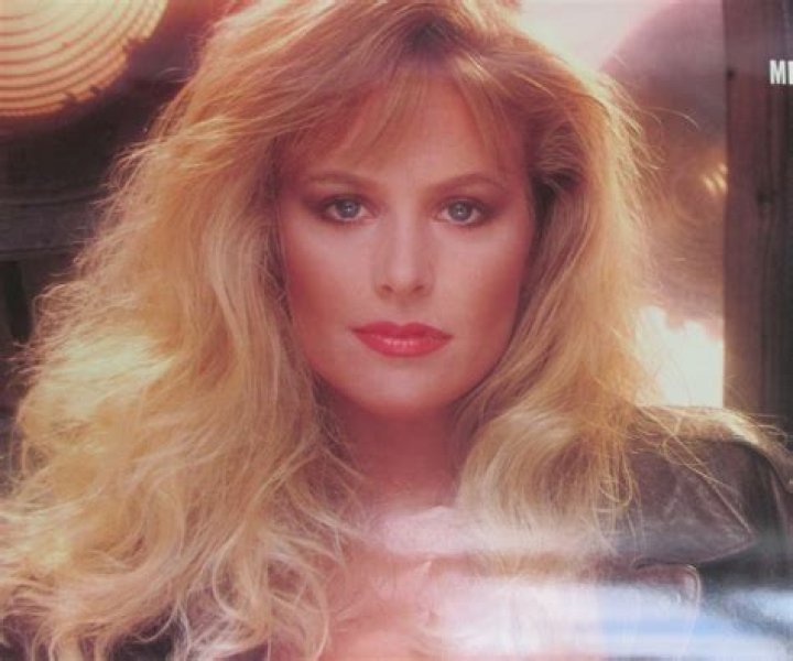 Eloise Broady Biography - Childhood, Life Achievements & Timeline