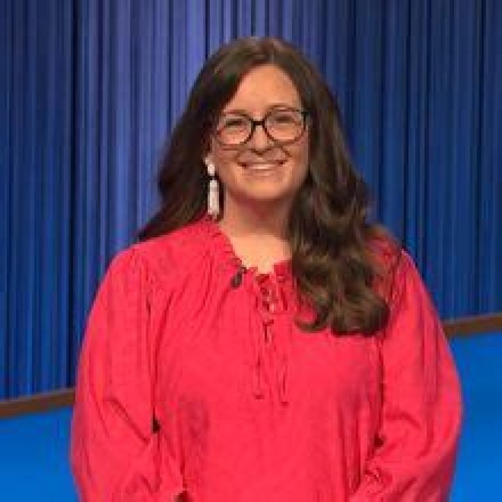 
Emily Fiasco Height, Weight, Net Worth, Age, Birthday, Wikipedia, Who, Nationality, Biography 