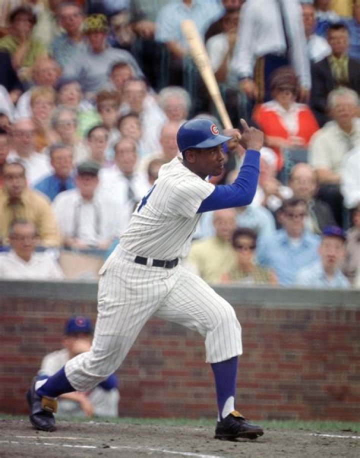 Ernie Banks Biography - Facts, Childhood, Family Life & Achievements