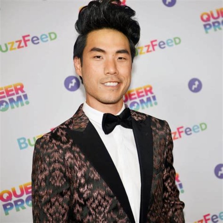 Eugene Lee Yang Height, Weight, Net Worth, Age, Birthday, Wikipedia, Who, Instagram, Biography