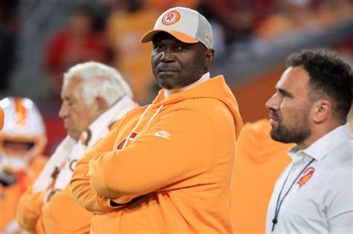 
Everything To Know About Todd Bowles Coaching Career- His Salary Details In 2022 Revealed 