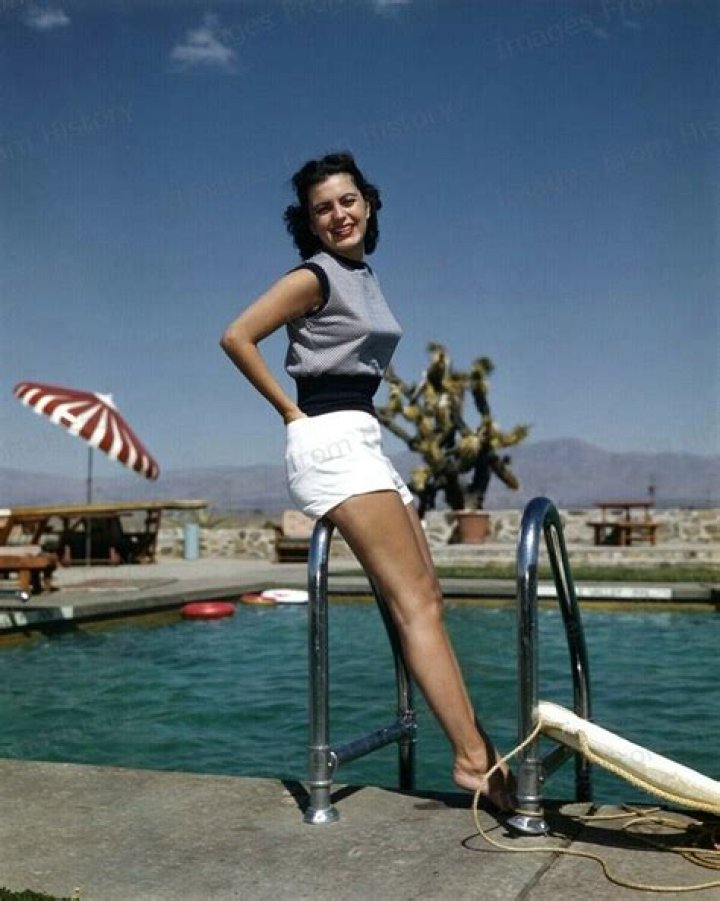Faith Domergue Biography - Facts, Childhood, Family Life, Achievements