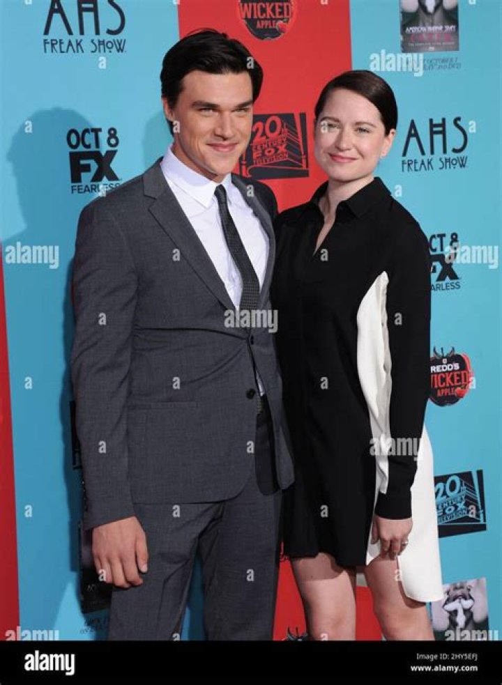 Finn Wittrock Biography - Facts, Childhood, Family Life & Achievements