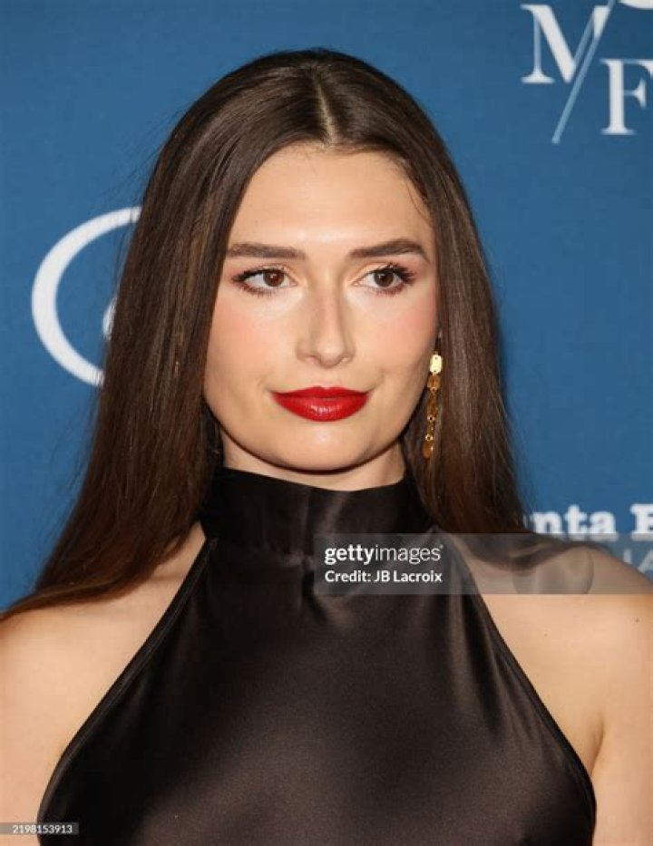 Frances Sholto-Douglas Height, Weight, Net Worth, Age, Wiki, Who, Instagram, Biography