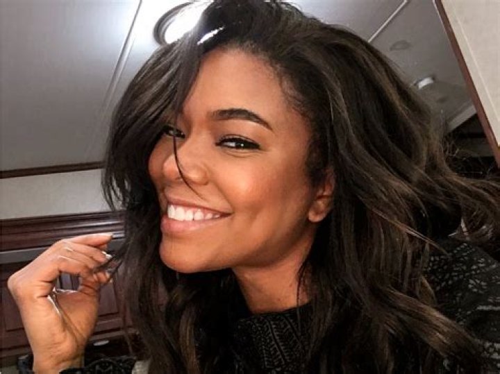 Gabrielle Union Shows Off Her Flourishing Curls And Fans Are In Awe