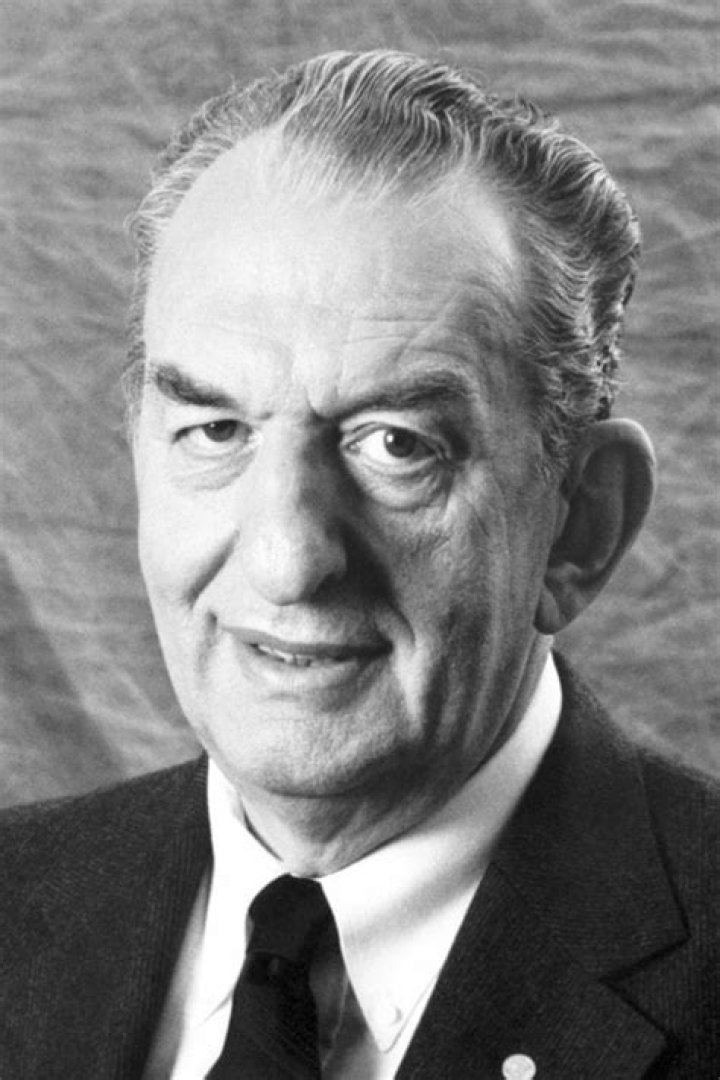 George A. Olah Biography - Facts, Childhood, Family Life & Achievements of Hungarian & American Chemist