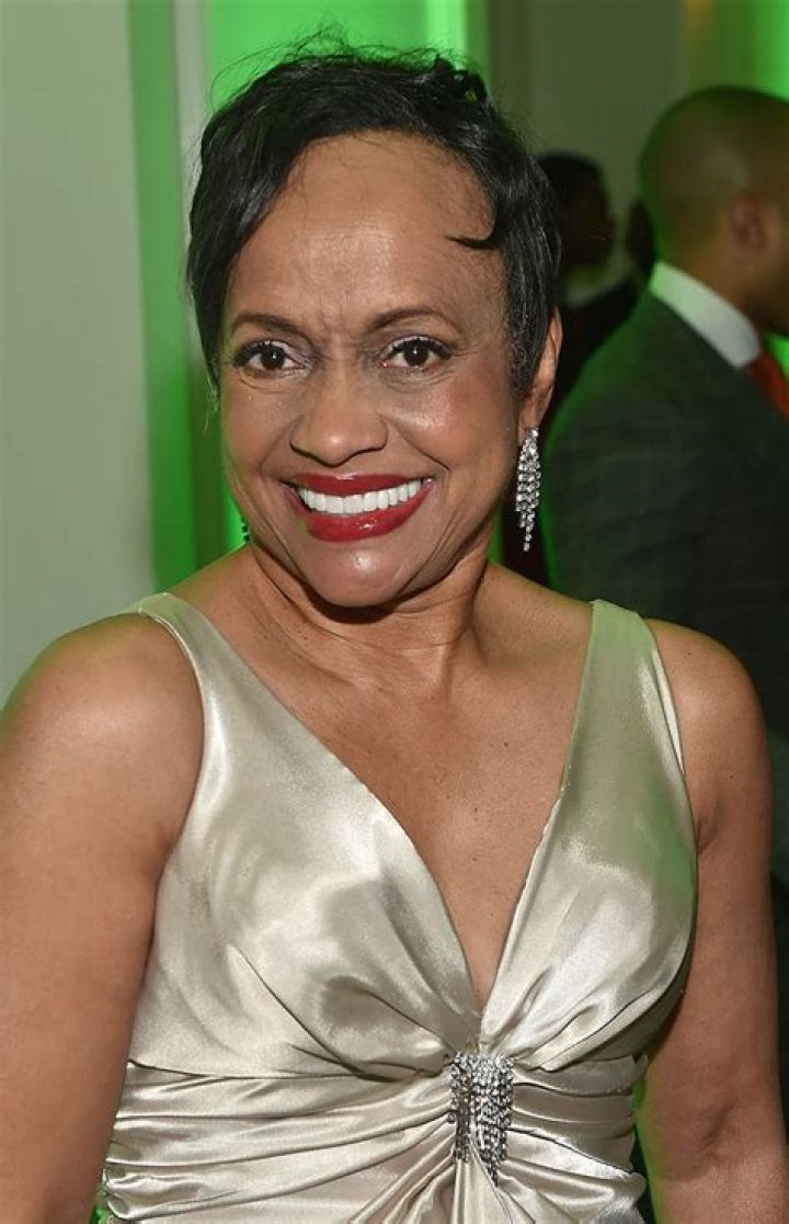Judge Glenda Hatchett Wiki, Age, Husband, Kids, Net Worth, Education and More