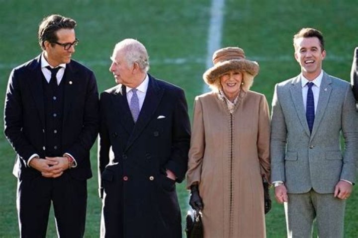 
Goals! King Charles and Queen Camilla Meet Ryan Reynolds and Rob McIlhenney at Wrexham Stadium 