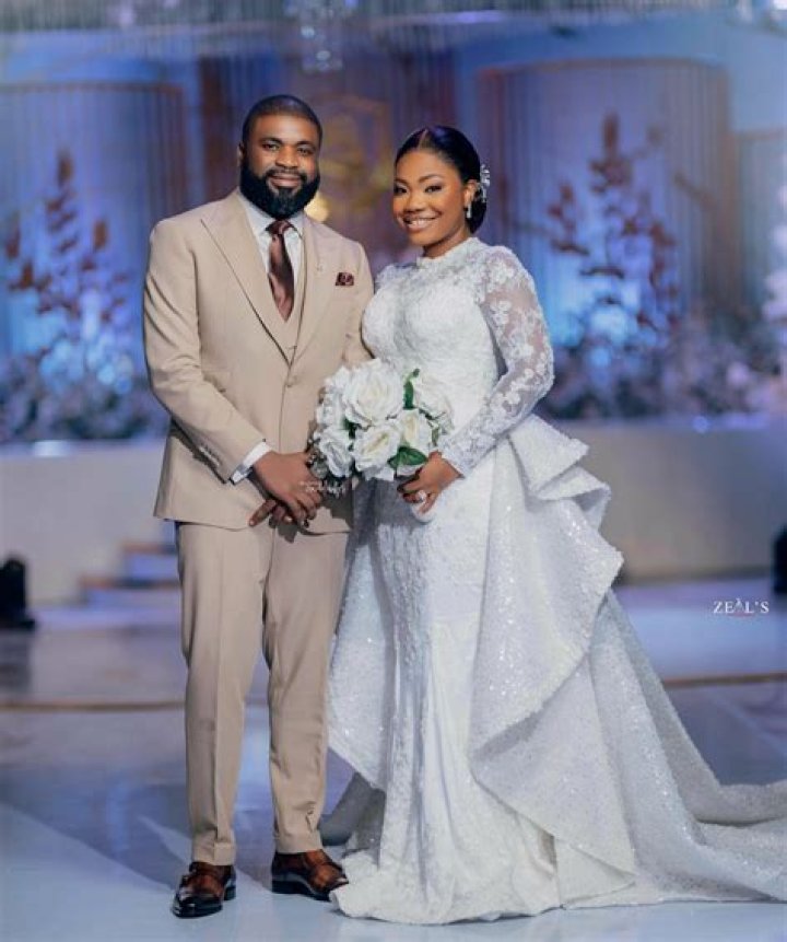 
Gospel singer Mercy Chinwo’s husband, Pastor Blessed, shares beautiful moments from their traditional wedding (Photos) 