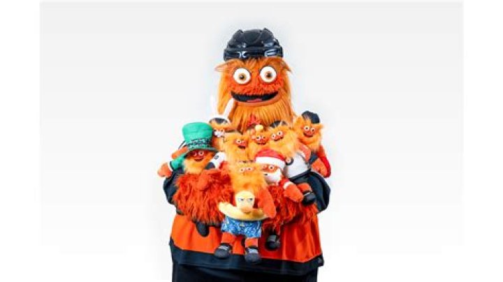 
Gritty’s Birthday: Flyers mascot holds big birthday bash 