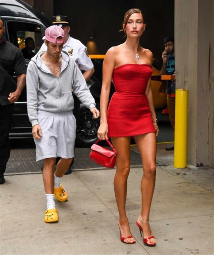 Hailey Baldwin Bieber Shows Off Her Beach Body In New Bathing Suit Photos While Quarantining With Justin Bieber