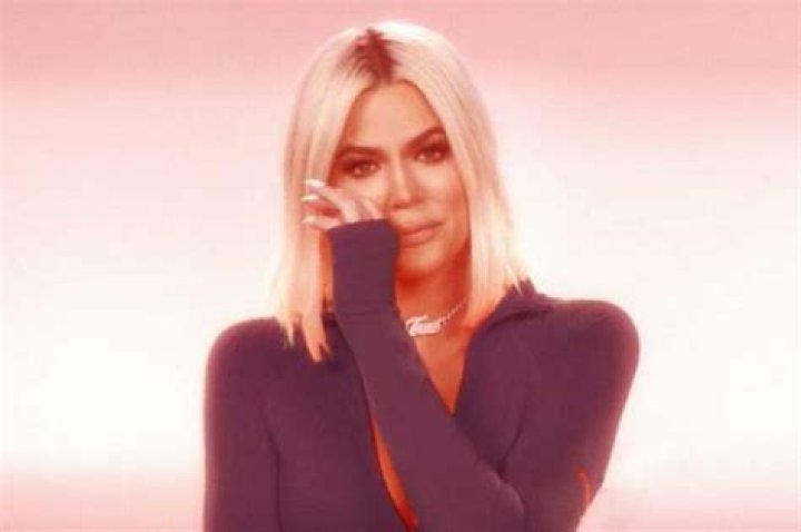 Halle Berry Breaks The Internet With Puzzling Bubble Bath Picture That Has Everyone Asking One Question