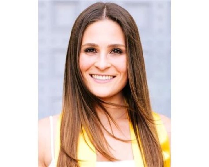 Hallie Grossman Obituary, Visitation & Funeral Service