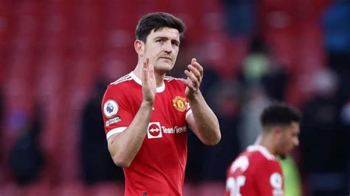 Harry Maguire salary per week at Manchester United