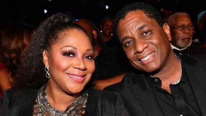 Has Von Scales been married before?