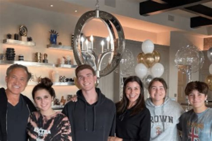 Heather Dubrow Would Return To The RHOC, If Bravo Fired Kelly Dodd