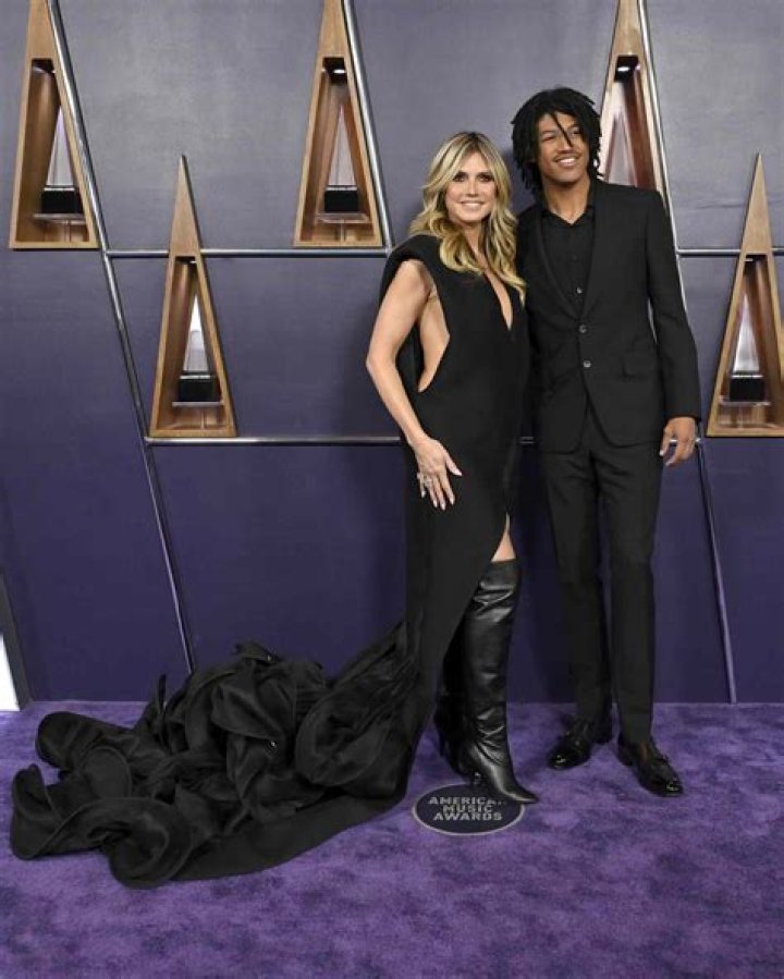 Heidi Klum Biography - Facts, Childhood, Family Life & Achievements