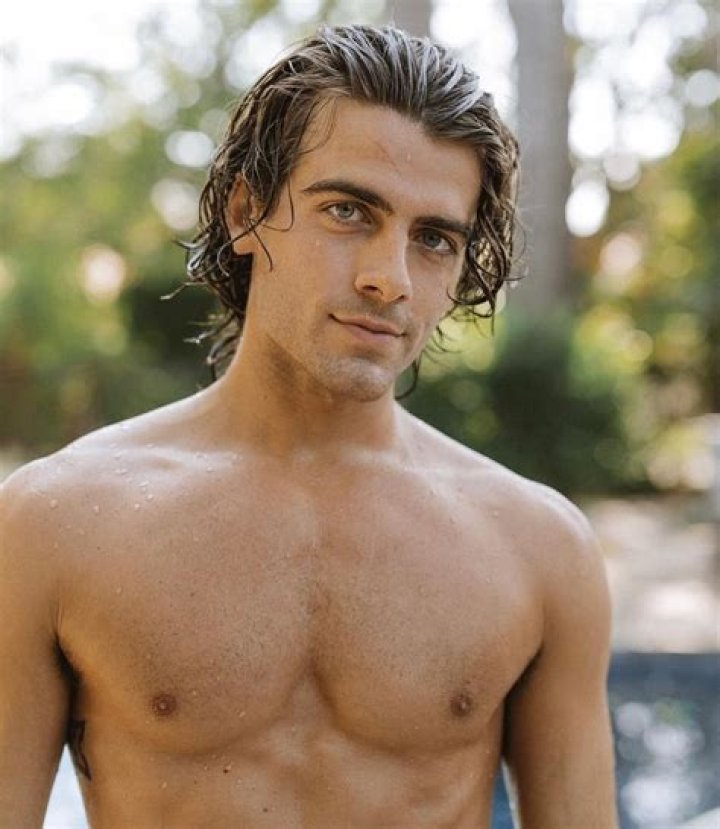Hootie Hurley Height, Weight, Net Worth, Age, Wiki, Who, Instagram, Biography