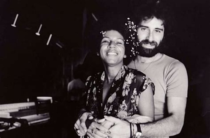 How did Minnie Riperton meet her husband?