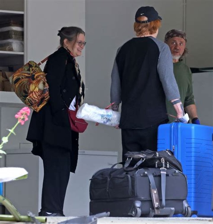 
How Much Money Does Bridget Fonda Make? Latest Income Salary
