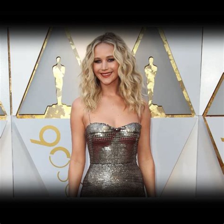 
How Much Money Does Jennifer Lawrence Make? Latest Income Salary
