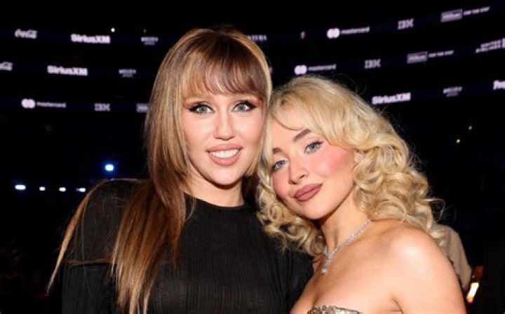 How old was Miley Cyrus when she filmed The Last Song? – Celebrity