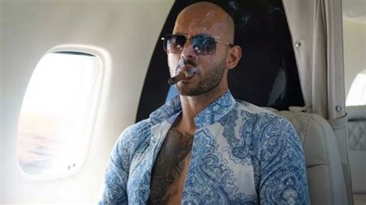 How rich is Paula Abdul? – Celebrity