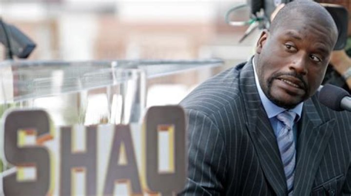 What is Shaq’s height, weight, and shoe size?