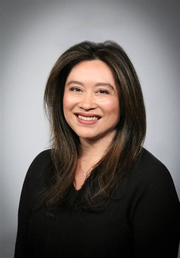 Dr. Ilona Carlos, MD – Munster, IN