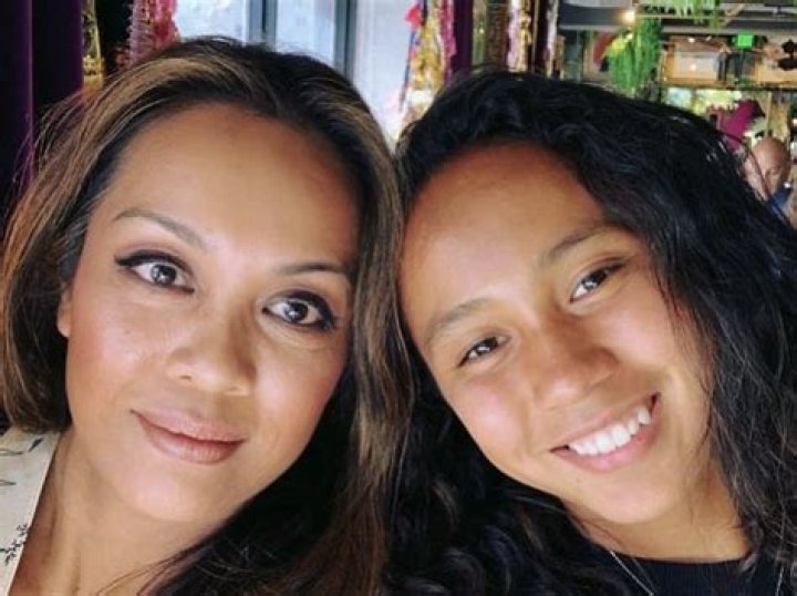 Who is Leylah Fernandez mother?