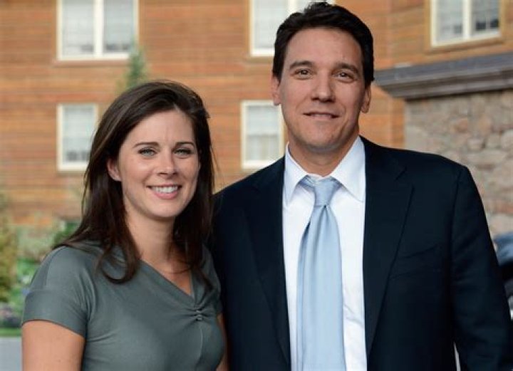
Is Erin Burnett Still Married, Who Is News Anchor Erin Burnetts Husband? 