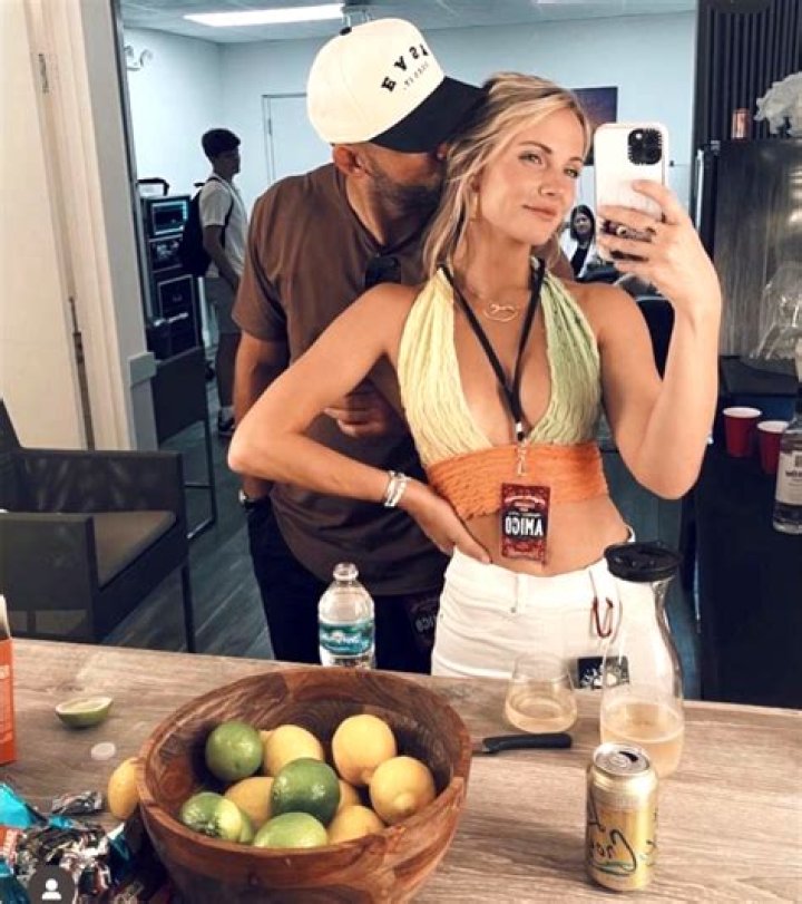 Is Gaston hot? – Celebrity